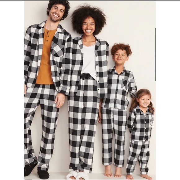 Old Navy Other - Women’s plaid sweats